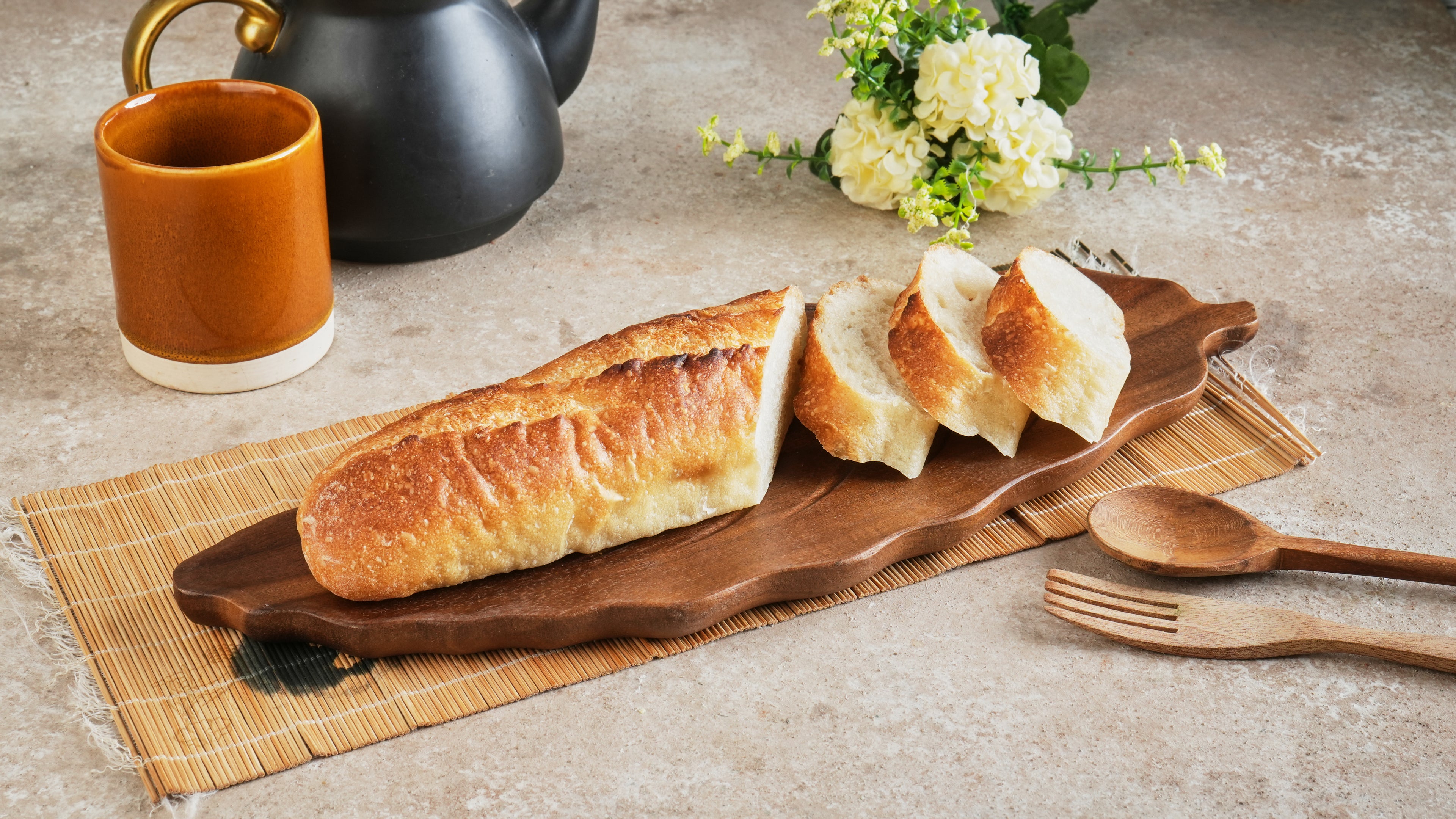 Wooden Serving Tray - Decorative Charcuterie Board with Leaf Design, Premium Acacia Wood
